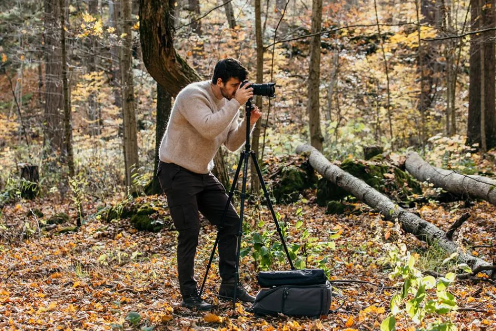 Optex Tripods / Heads | Black 4-Section Pro Carbon Fibre Travel Tripod
