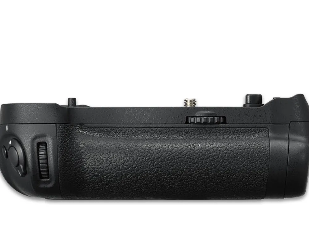 Nikon Batteries / Chargers / Ac Adapters / Grips | MB-D18 Battery Grip for D850
