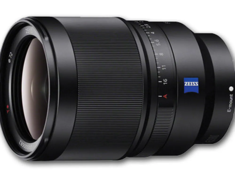 Sony Wide Angle Prime | Mirrorless Lenses Only | 35mm f1.4 Distagon T* FE ZA Lens